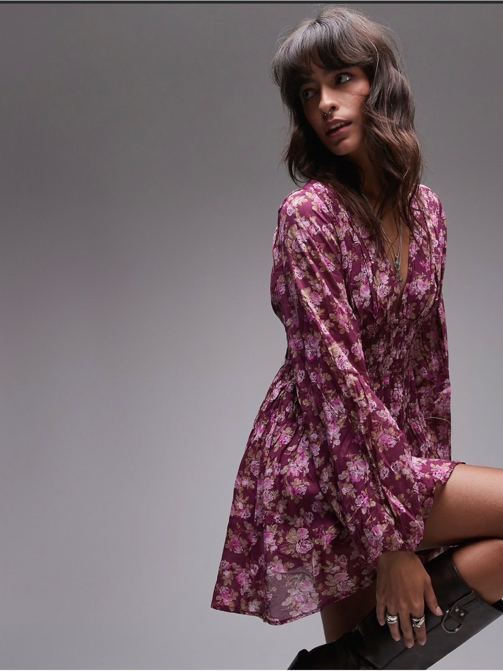Free People Floral V-Neck Long Sleeve Mini Dress in Berry Size L
